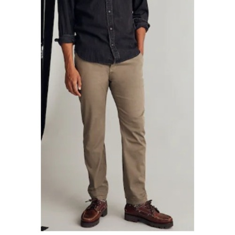 Madewell Athletic Slim CoolMax Chino Pants Mens 33x30 Khaki Tan Stretch Casual